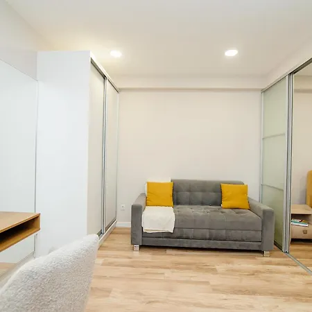 Διαμέρισμα Oaza Urbana Langa Circ Si Centru - Modern Si Confortabil